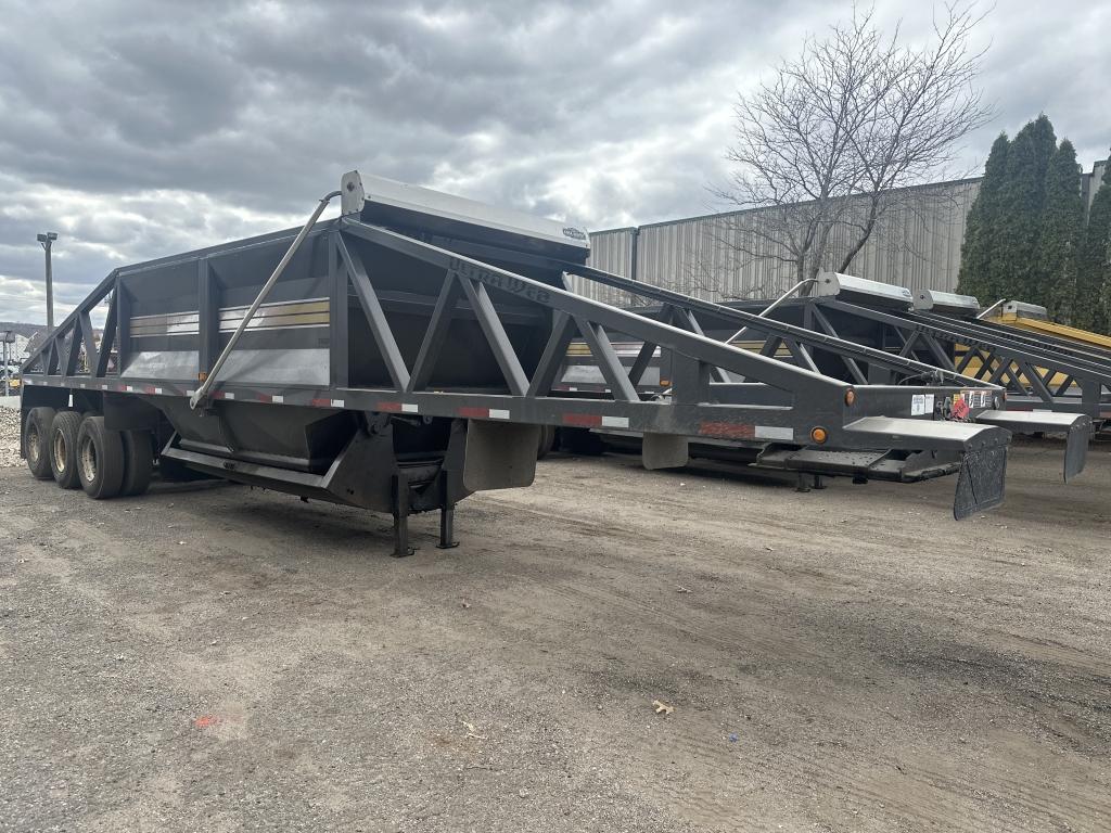 2014 R-way T4221tri Belly Dump Trailer