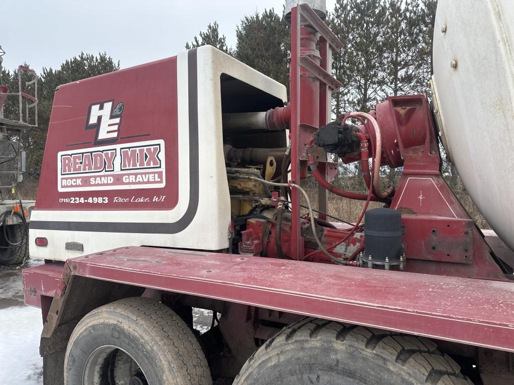 1996 Advance Concrete Mixer 6x6 Truck