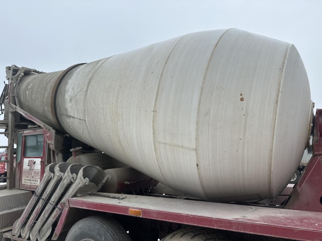 1996 Advance Concrete Mixer 6x6 Truck