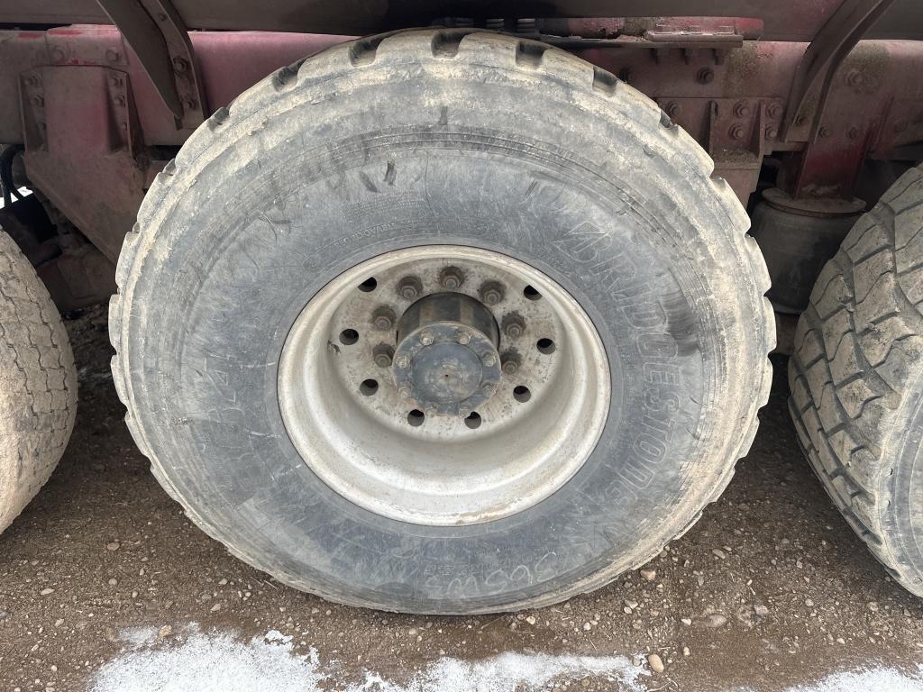 1996 Advance Concrete Mixer 6x6 Truck