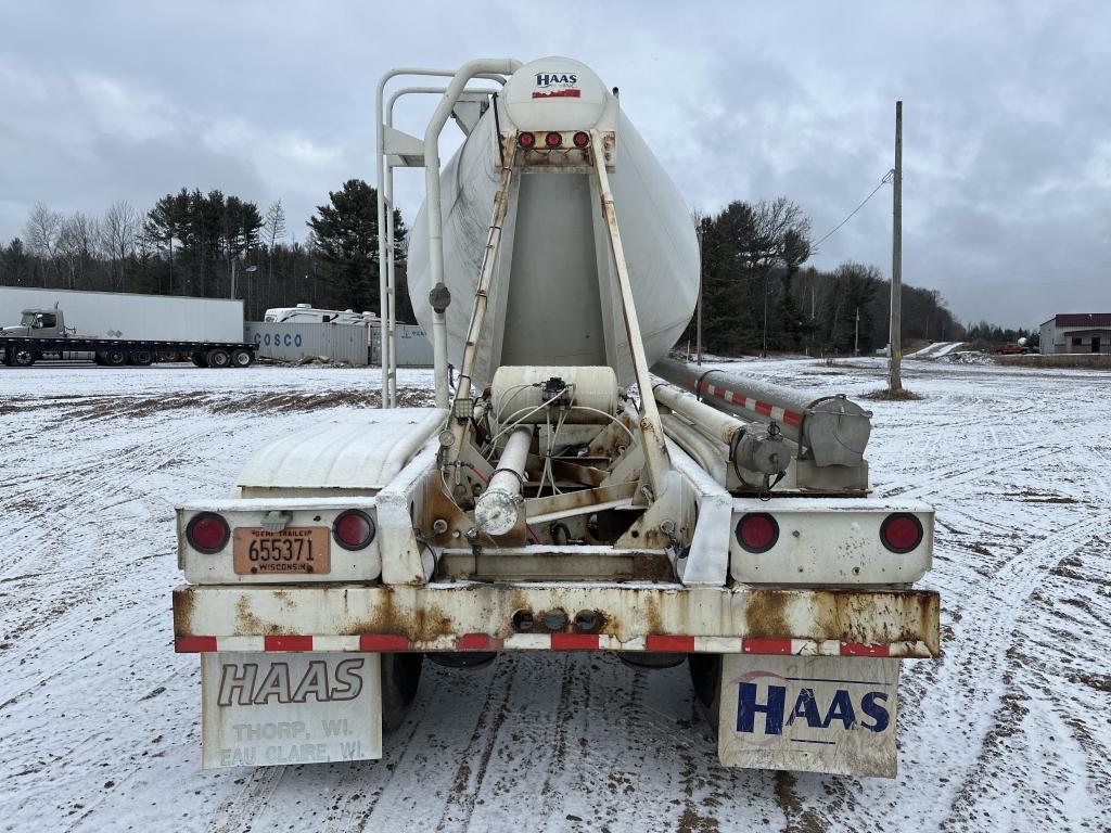 1994 Fruehauf 42' Pneumatic Cement Tanker Trailer