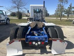 2014 Kenworth T800 Day Cab