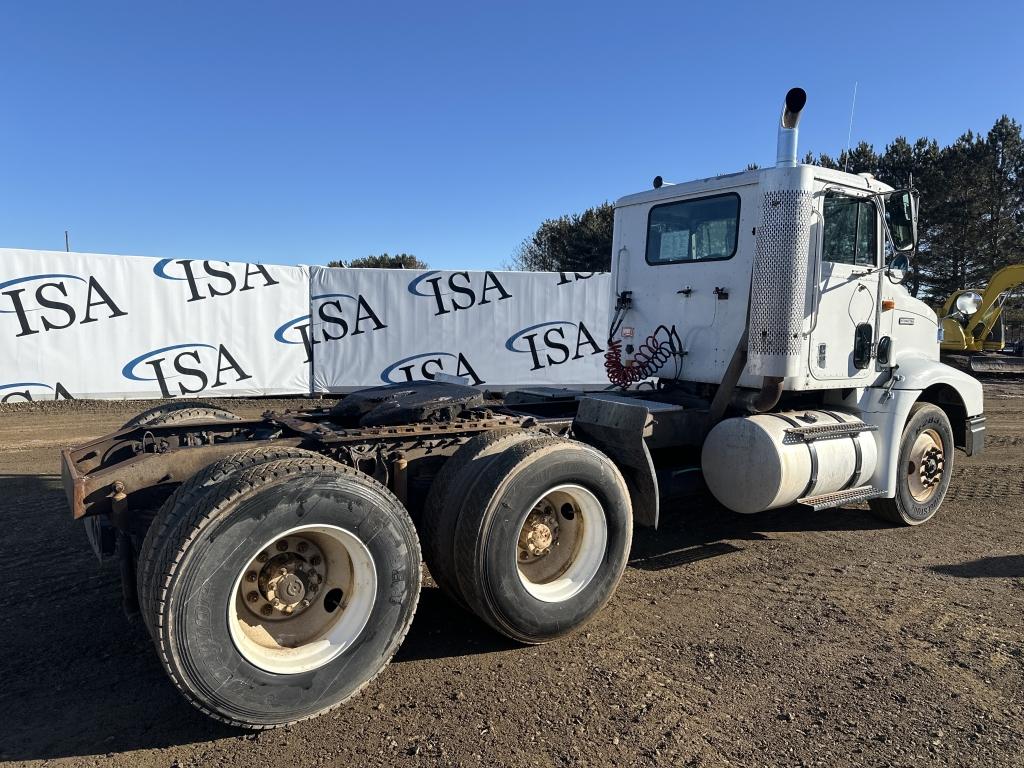 1998 International 9100 6x4 Day Cab