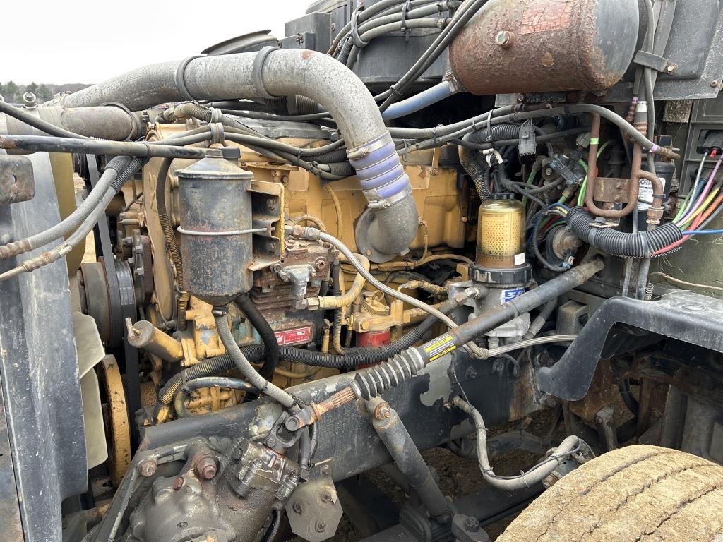 2003 Peterbilt 387 Sleeper Cab Truck Tractor