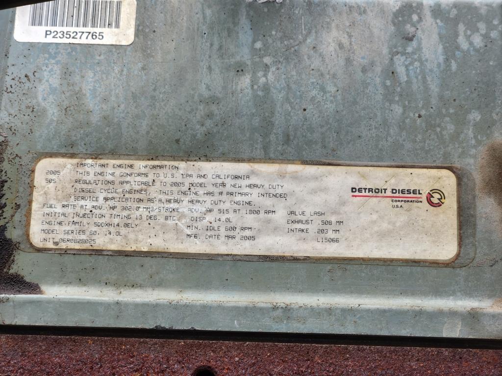 2005 Freightliner Day Cab