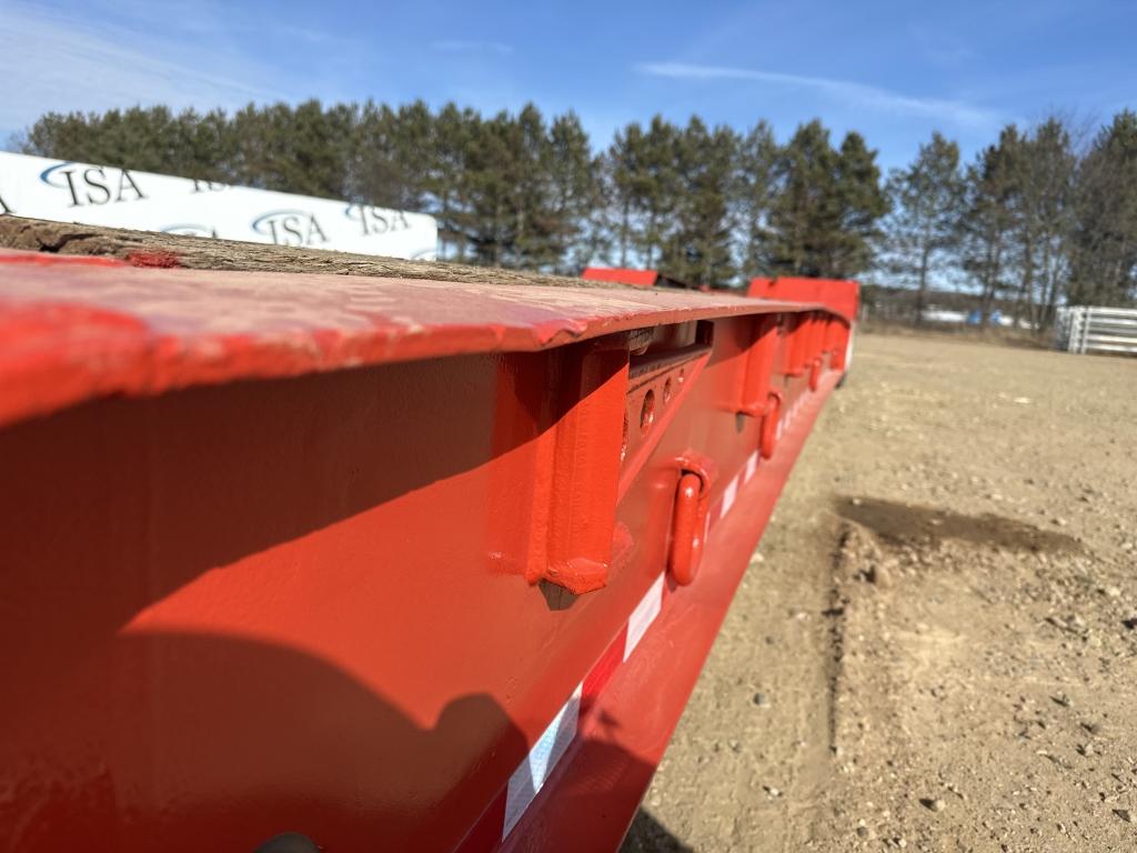 1997 Dynaweld Lowboy Trailer