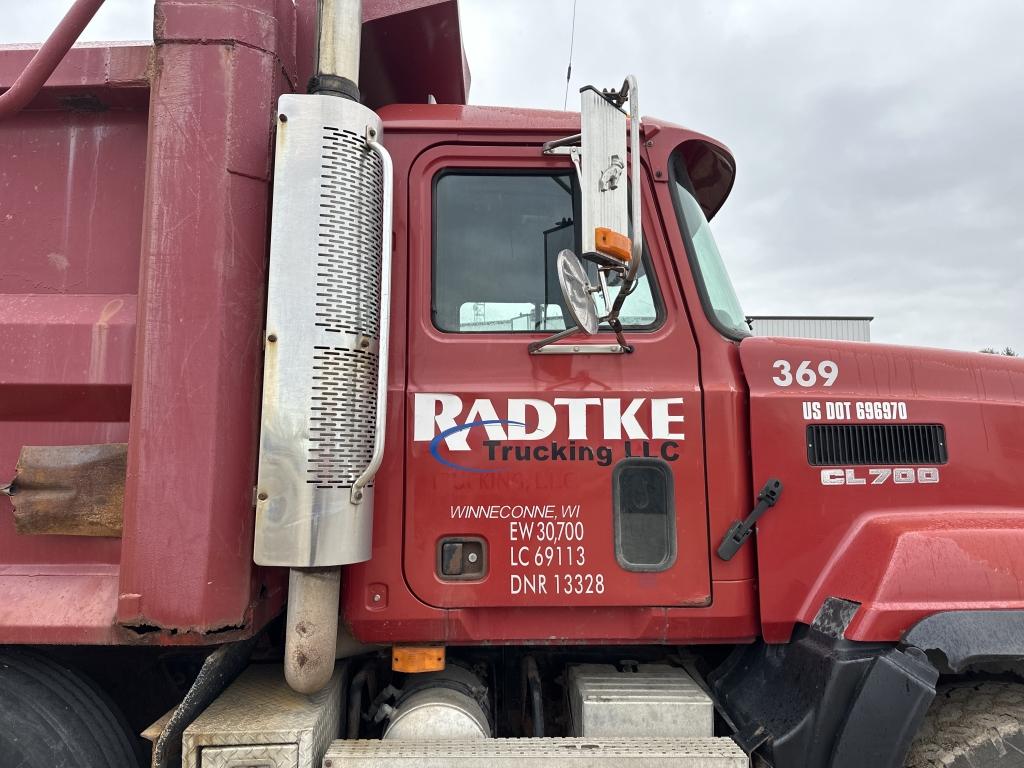 2001 Mack Cl713 Quad Axle Dump Truck