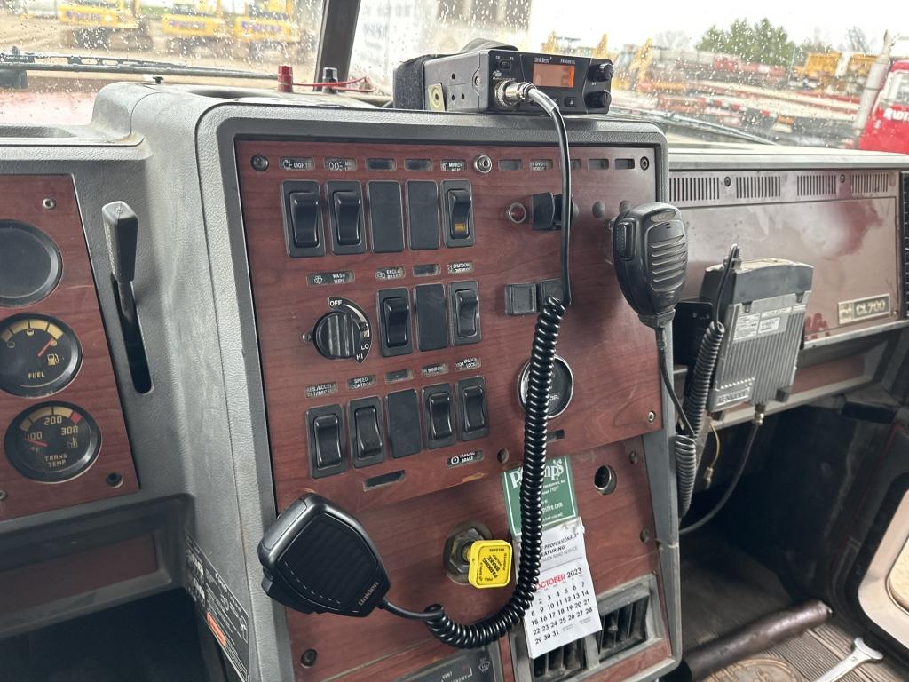 2001 Mack Cl713 Quad Axle Dump Truck