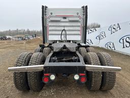 2016 Peterbilt 579 Sleeper Cab Truck Tractor