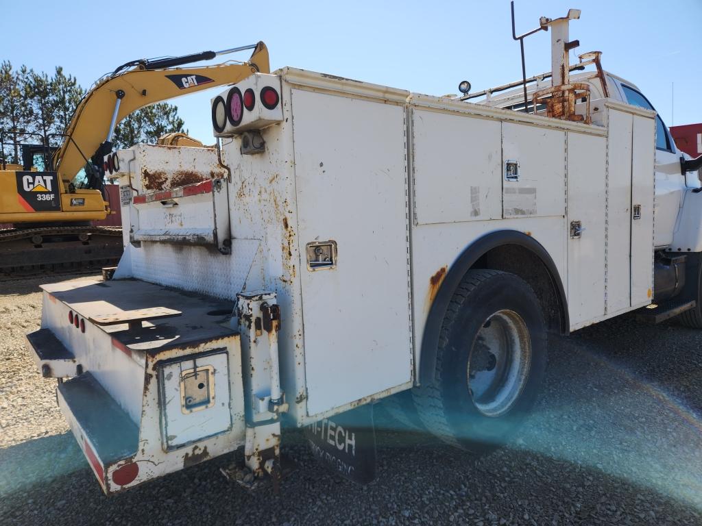 2004 Chevrolet 6500 Service Truck