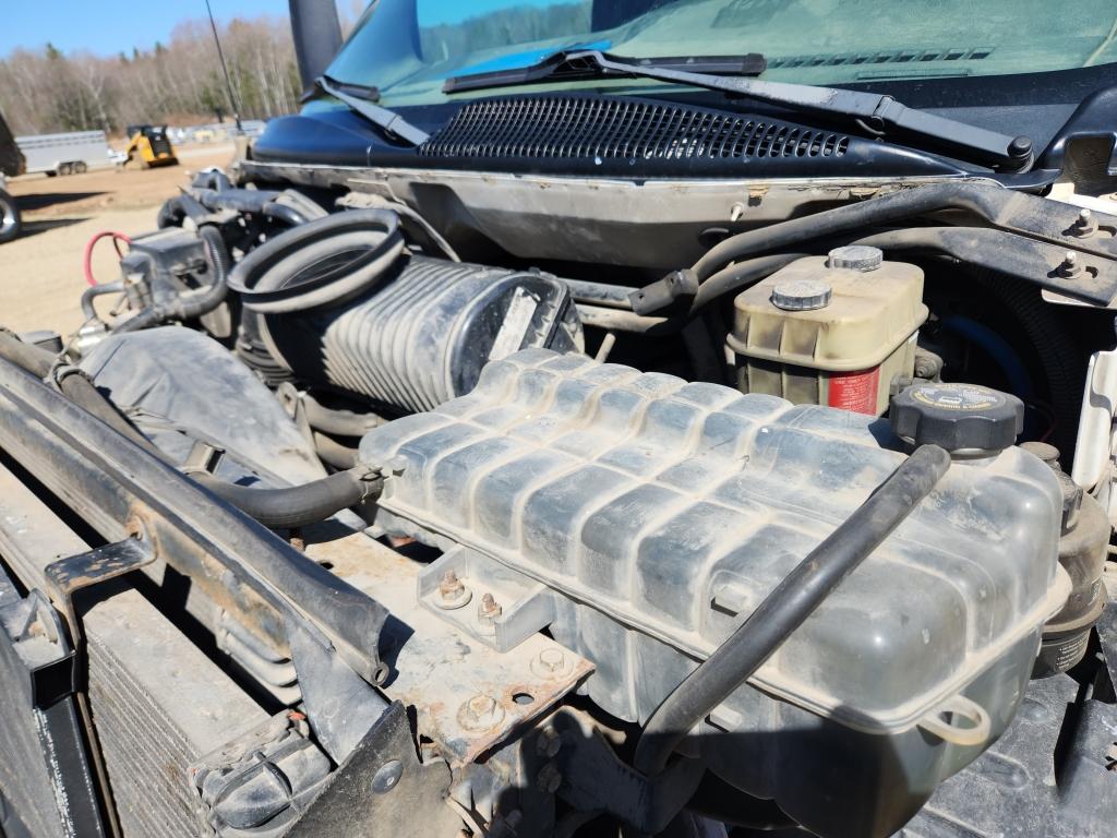 2004 Chevrolet 6500 Service Truck