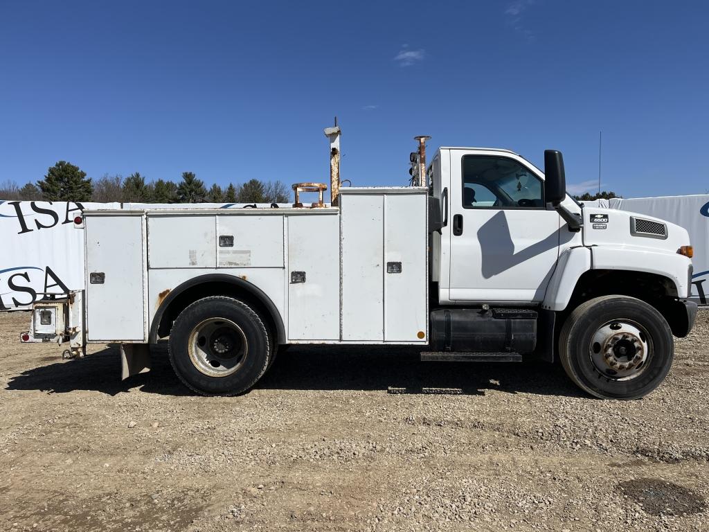 2004 Chevrolet 6500 Service Truck