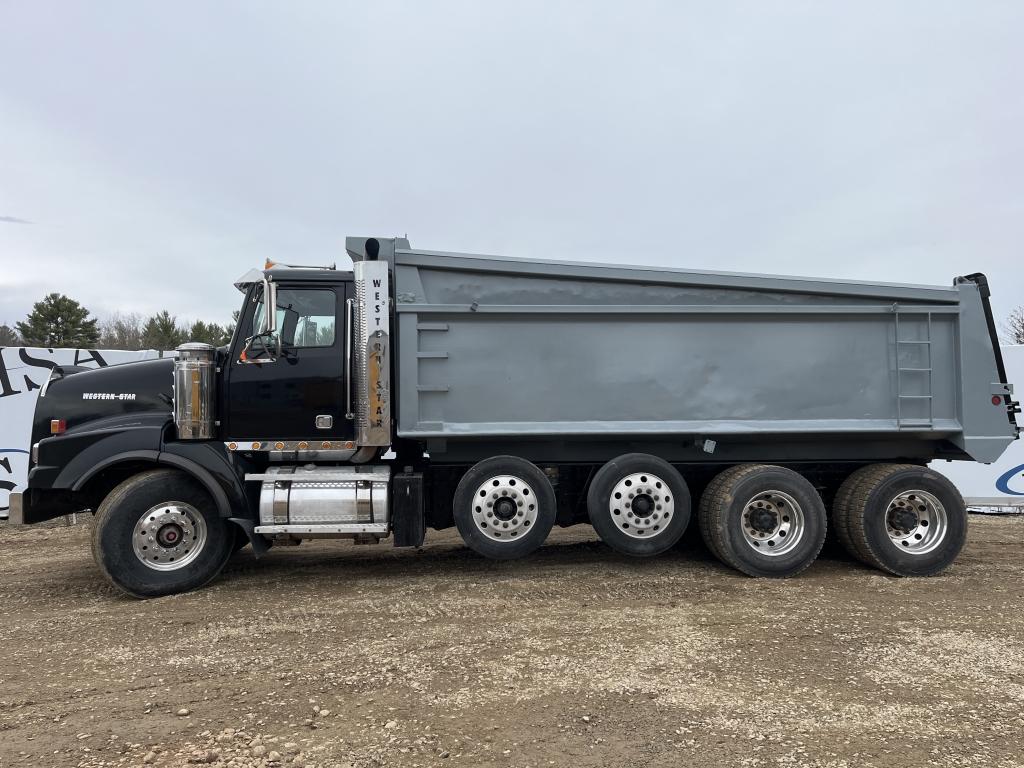 2004 Western Star Quad Axle Dump Truck