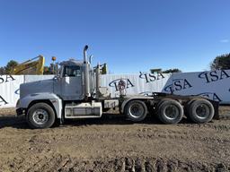 1999 Freightliner Day Cab Truck Tractor