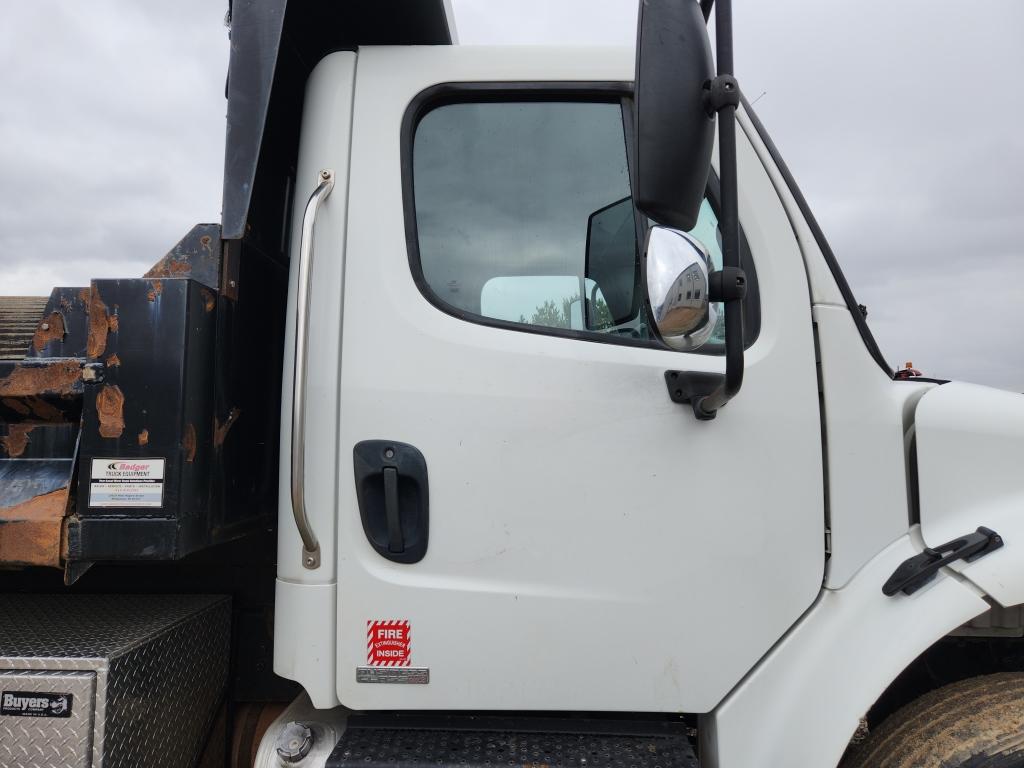 2007 Freightliner M2 Single Axle Dump Truck