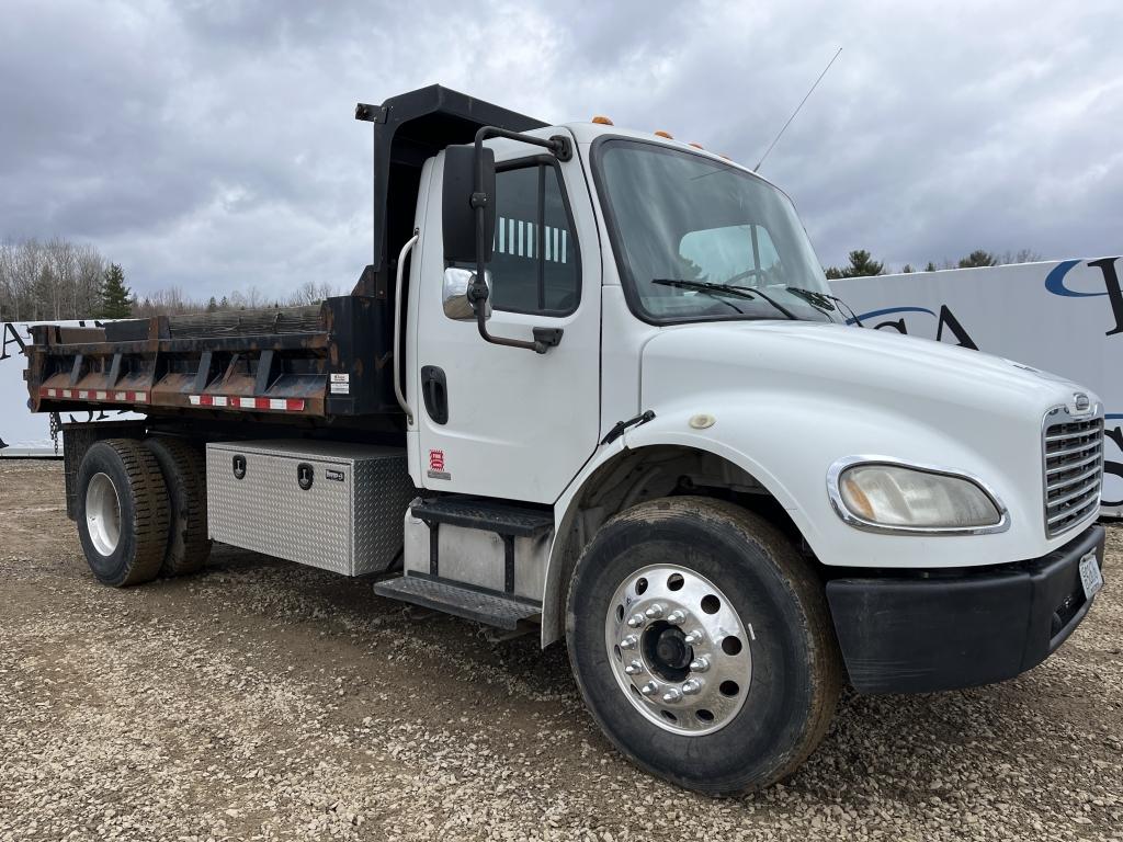 2007 Freightliner M2 Single Axle Dump Truck