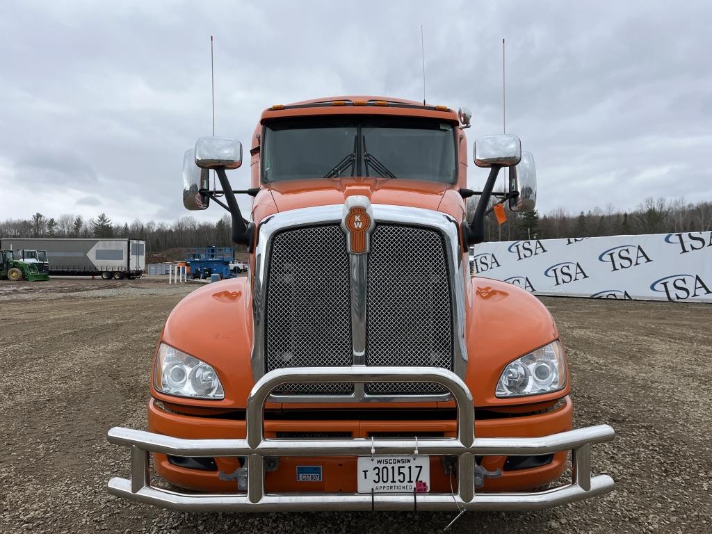 2017 Kenworth T660 Studio Sleeper