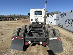 2017 Peterbilt 579 Day Cab Truck Tractor