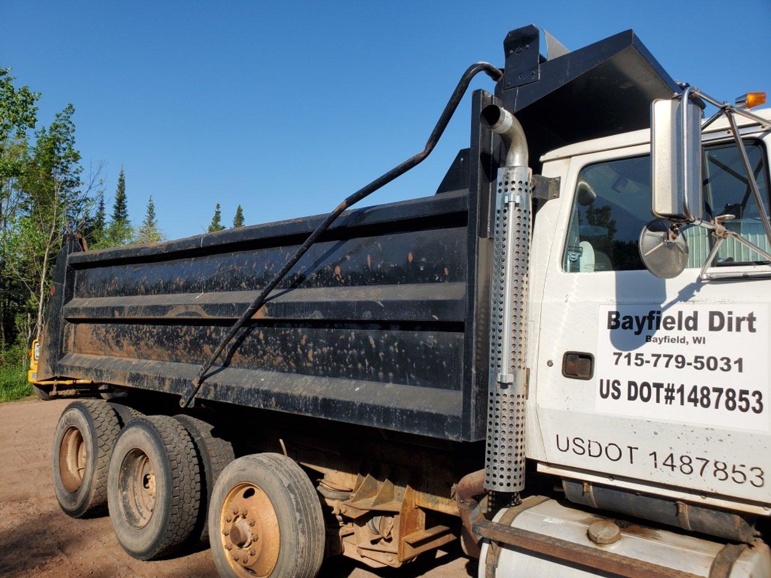 1993 Ford L8000 Dump Truck