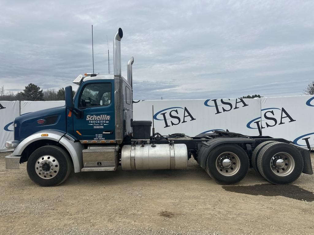 2018 Peterbilt 567 Day Cab Truck Tractor