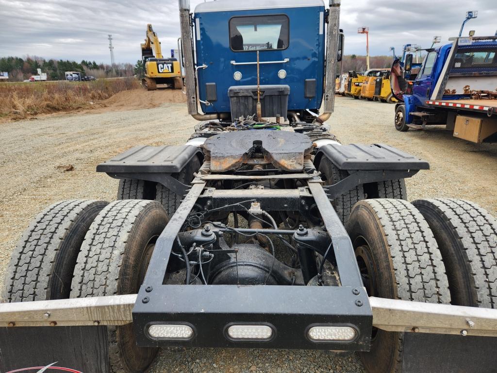 2018 Peterbilt 567 Day Cab Truck Tractor