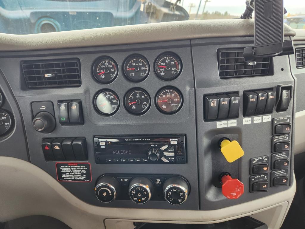 2018 Peterbilt 567 Day Cab Truck Tractor
