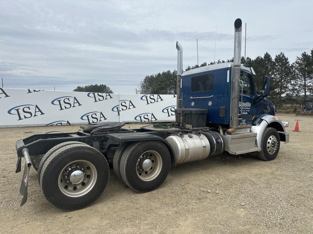 2018 Peterbilt 567 Day Cab Truck Tractor