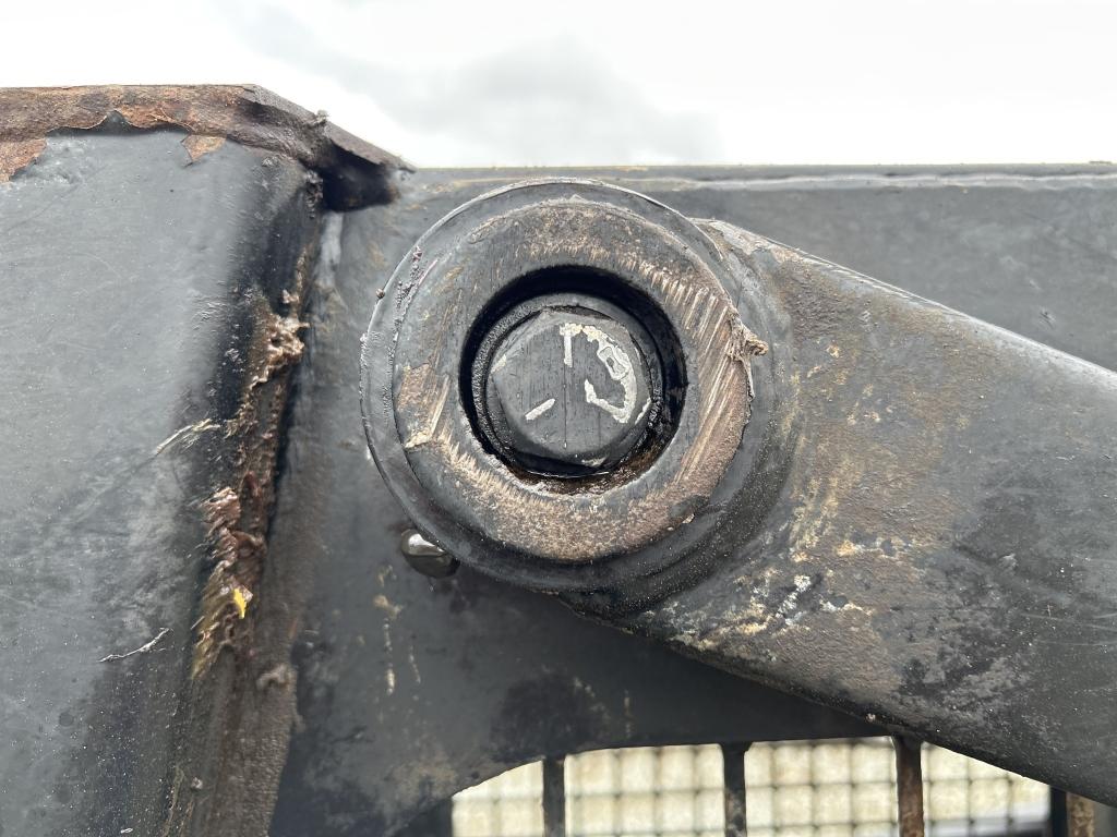 1998 New Holland Lx565 Skid Steer