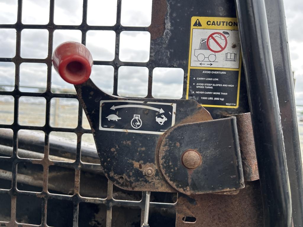 1998 New Holland Lx565 Skid Steer