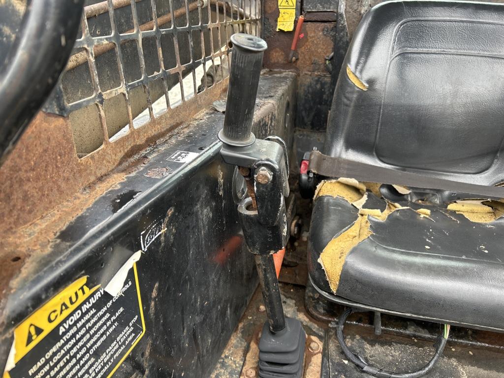 1998 New Holland Lx565 Skid Steer