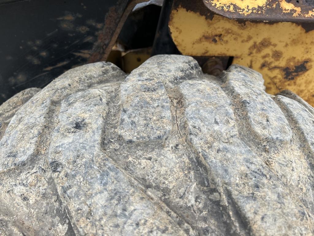 1998 New Holland Lx565 Skid Steer