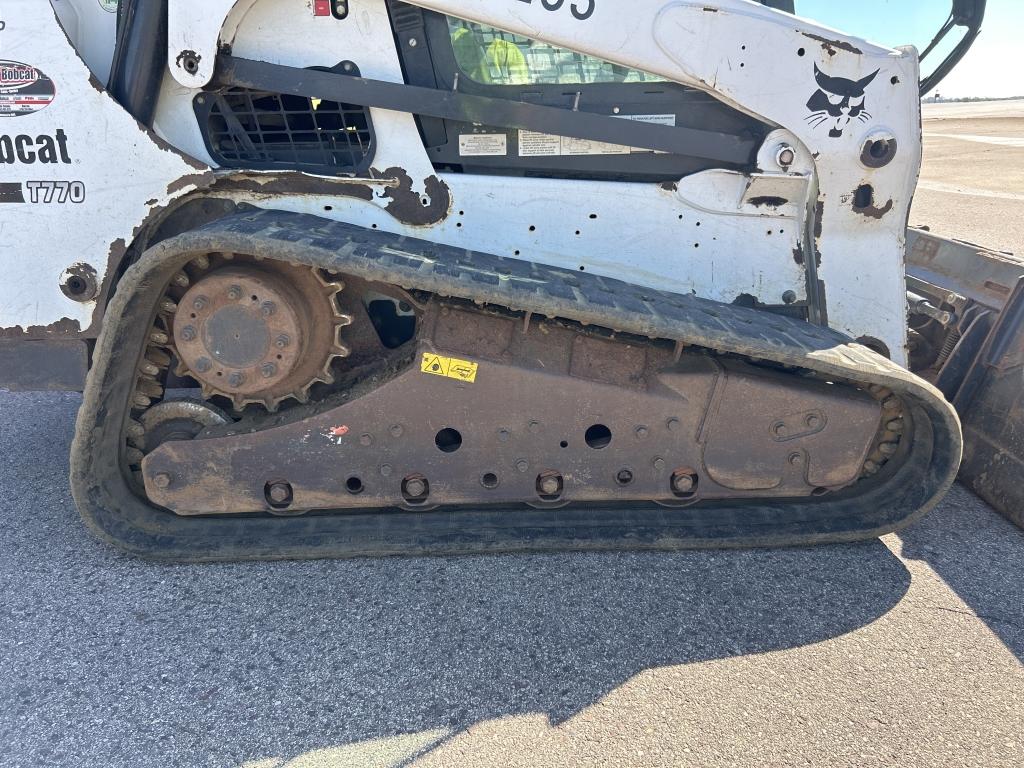 2015 Bobcat T770 Skid Steer