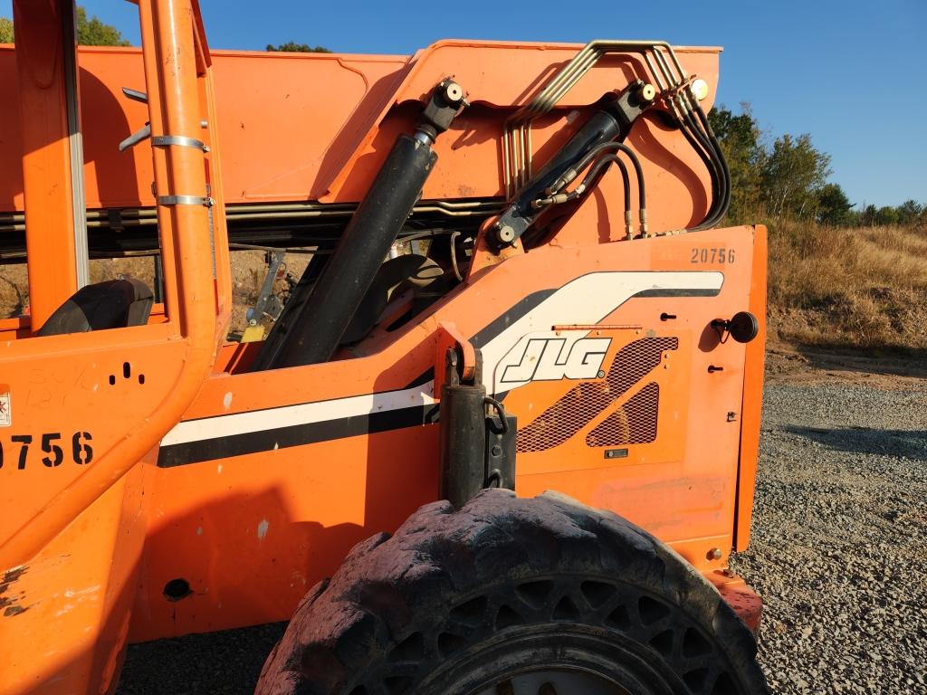 2015 Skytrak 6042 Telehandler