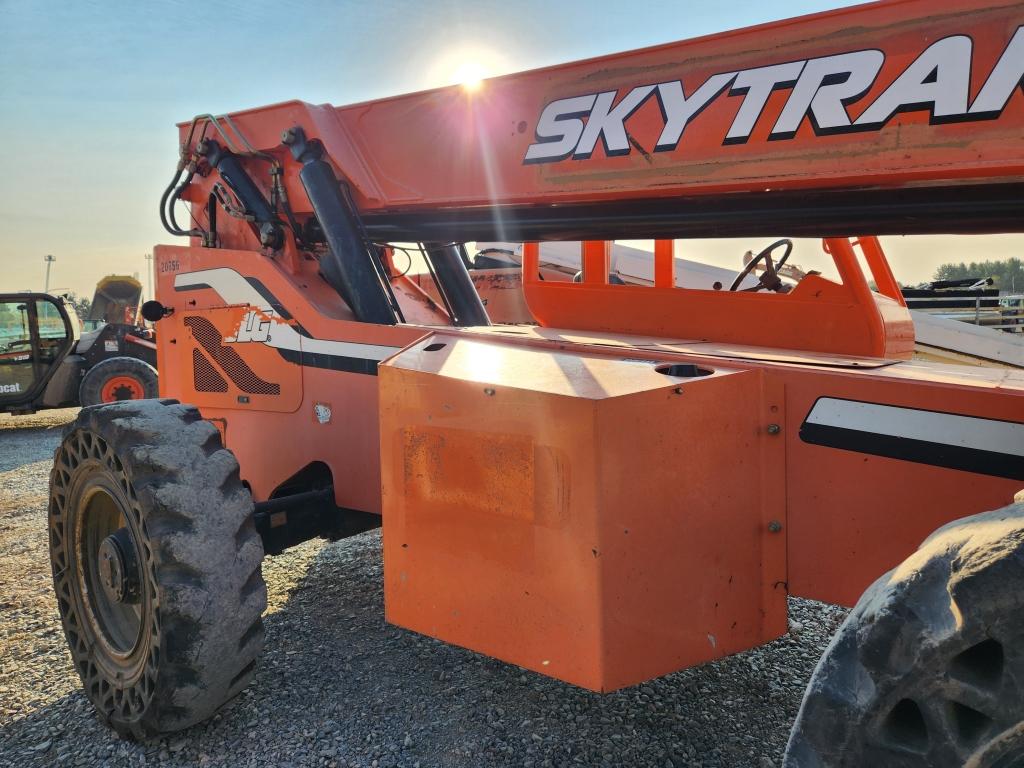 2015 Skytrak 6042 Telehandler