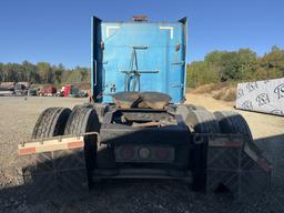 2001 Peterbilt 379 Sleeper Truck Tractor