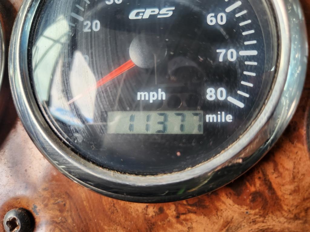 2001 Peterbilt 379 Sleeper Truck Tractor