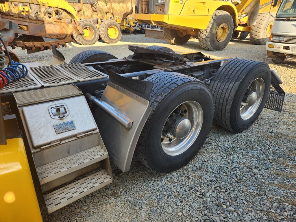 2017 Kenworth 680 Sleeper Cab Truck Tractor