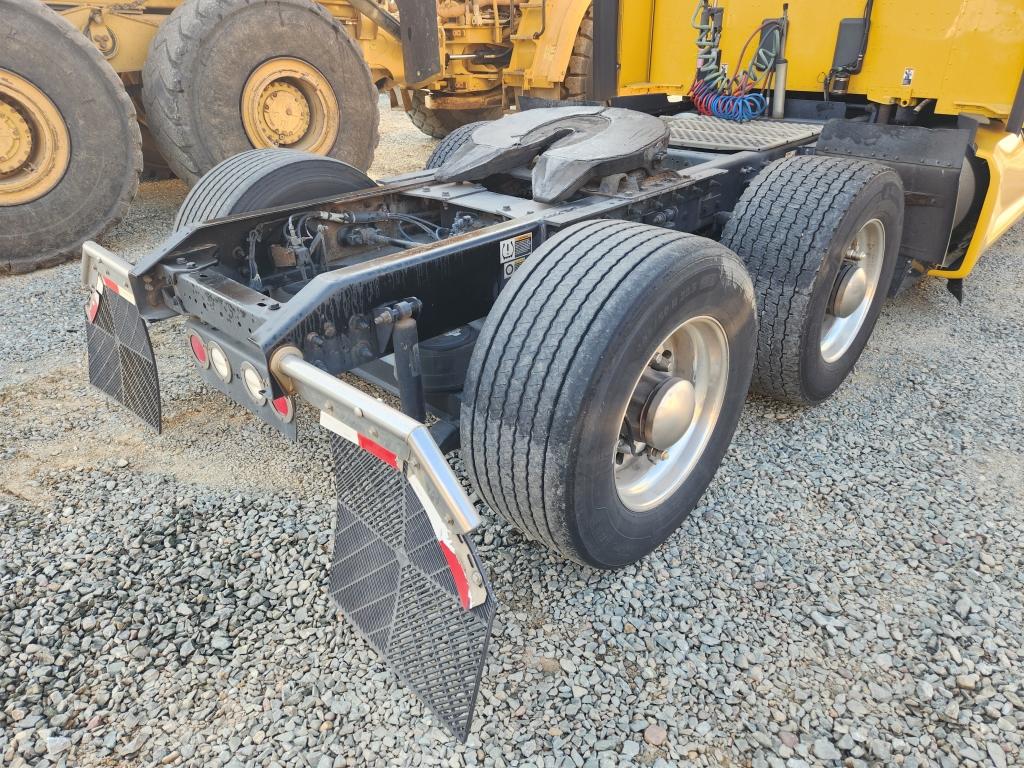 2017 Kenworth 680 Sleeper Cab Truck Tractor