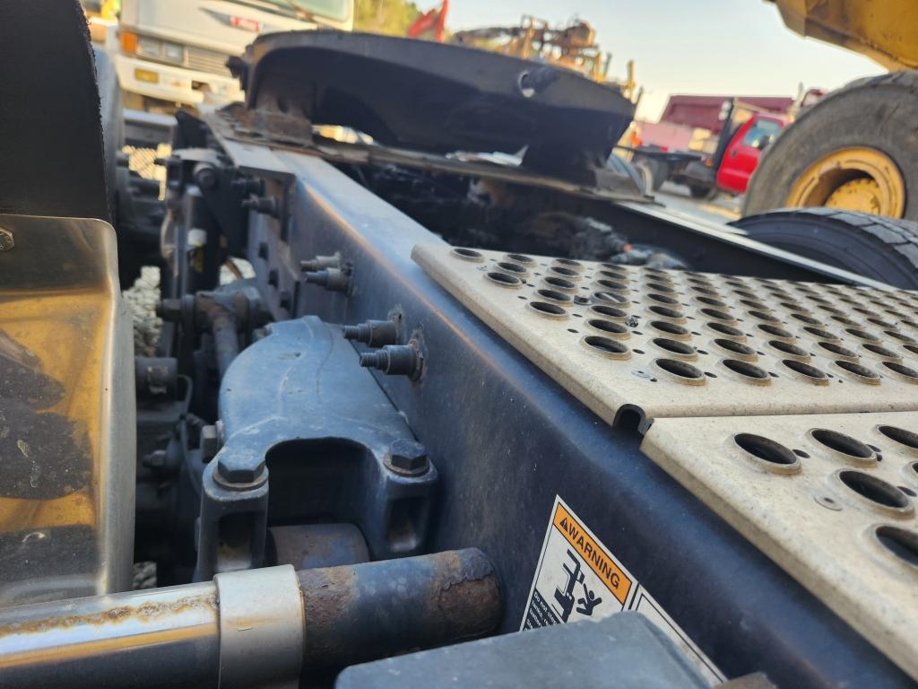 2017 Kenworth 680 Sleeper Cab Truck Tractor