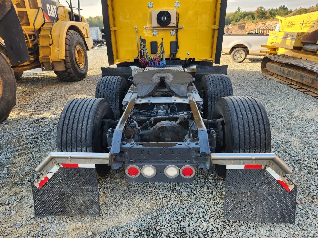 2017 Kenworth 680 Sleeper Cab Truck Tractor