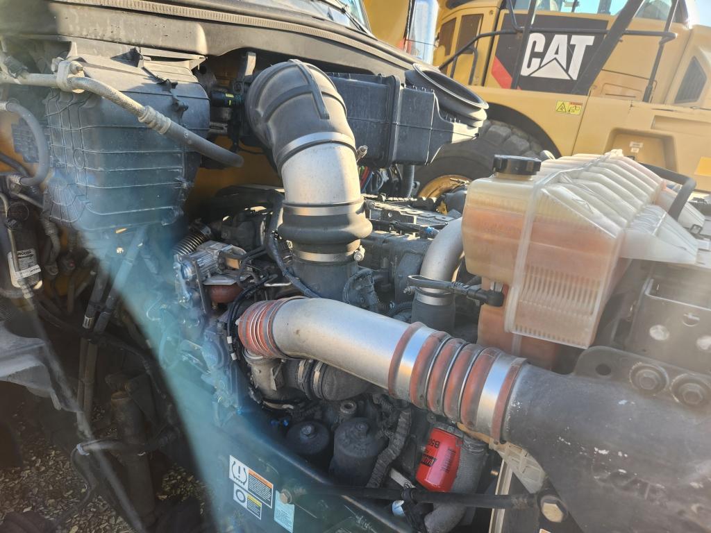 2017 Kenworth 680 Sleeper Cab Truck Tractor