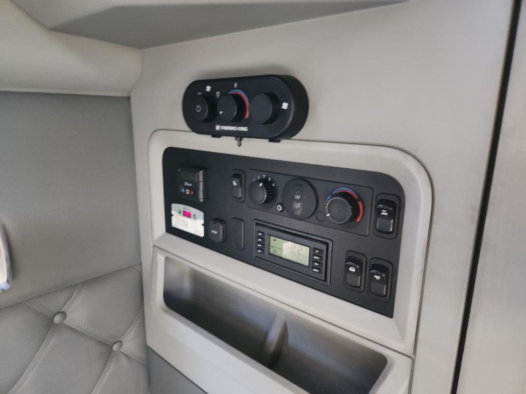 2017 Kenworth 680 Sleeper Cab Truck Tractor