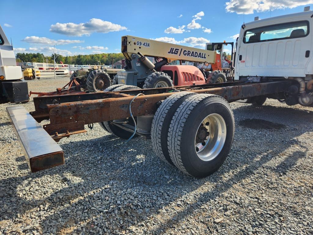 2010 Freightliner Cab And Chassis