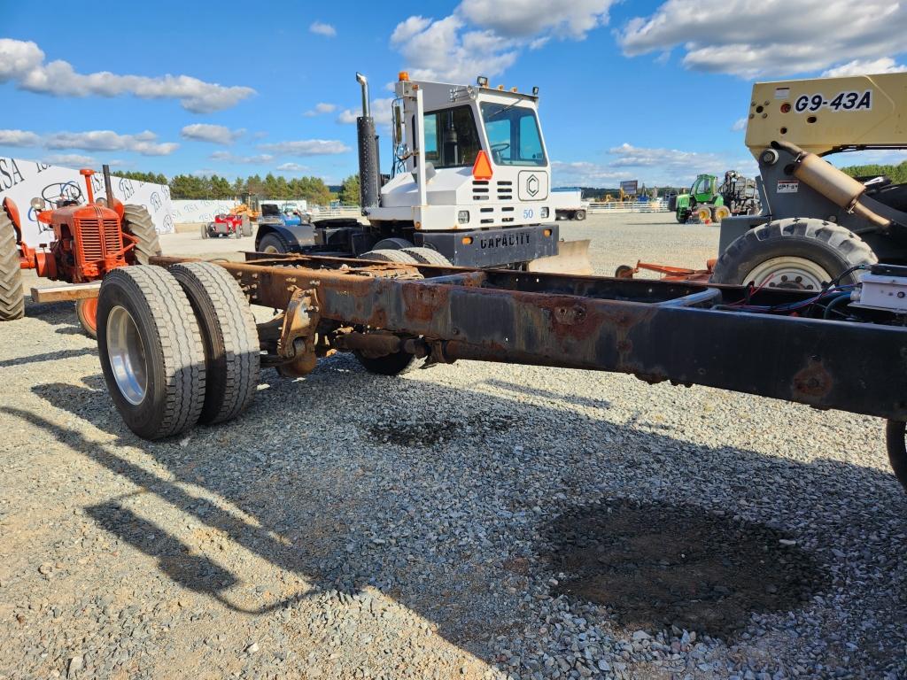 2010 Freightliner Cab And Chassis