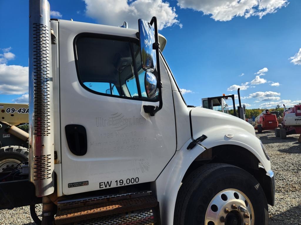 2010 Freightliner Cab And Chassis