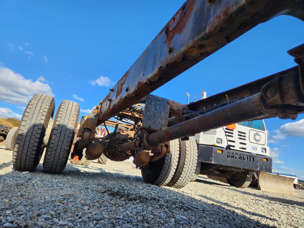 2010 Freightliner Cab And Chassis