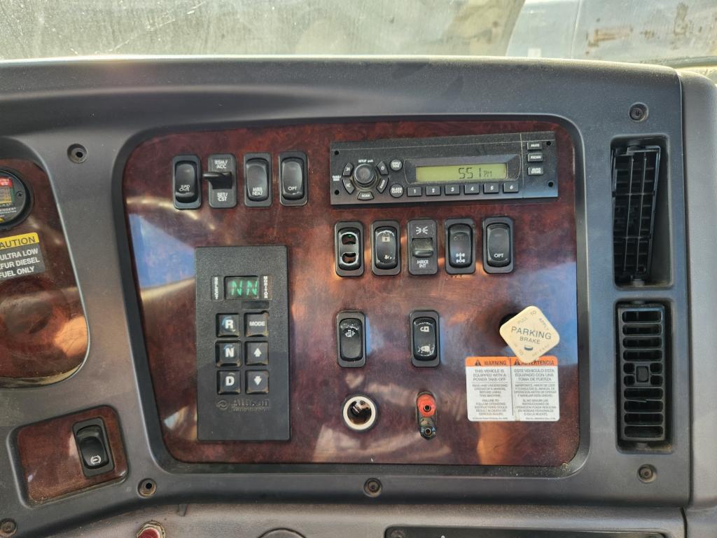 2010 Freightliner Cab And Chassis