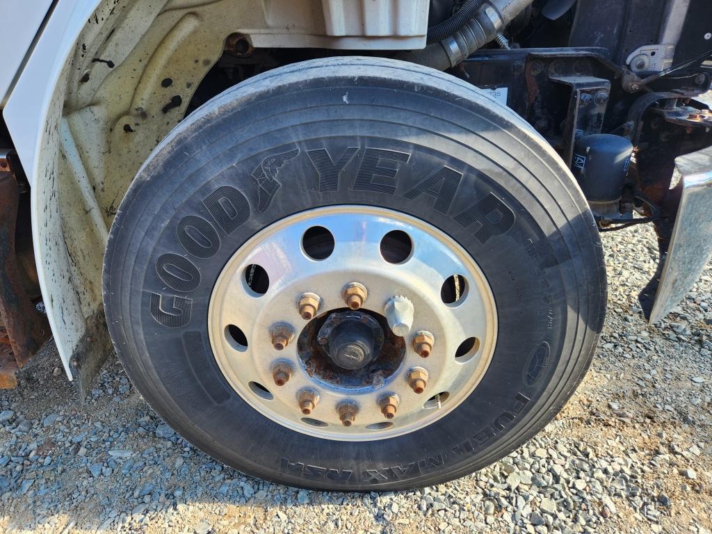 2010 Freightliner Cab And Chassis