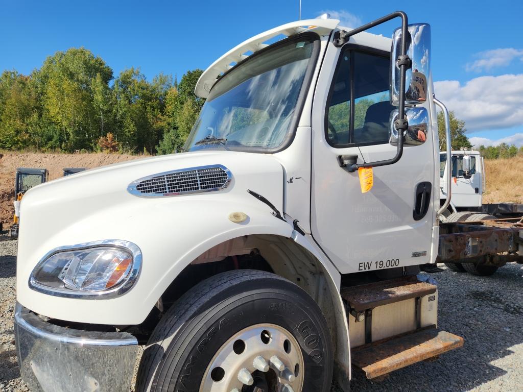 2010 Freightliner Cab And Chassis