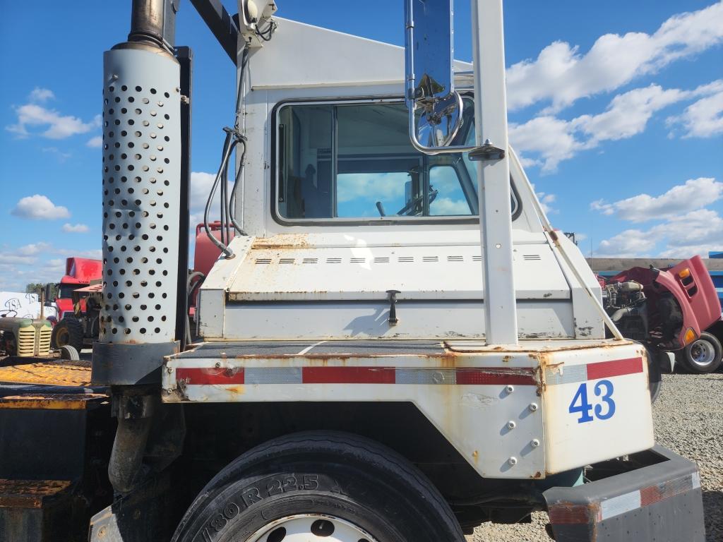 2004 Ottawa Commando 50 Spotter Truck